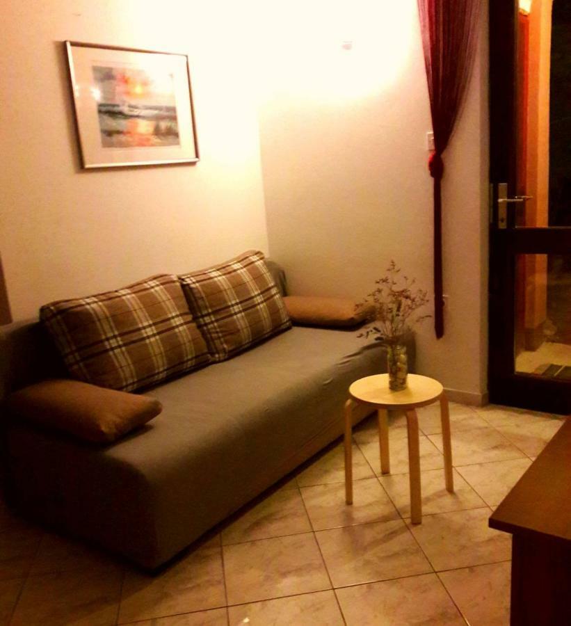 Apartmani Mia Ližnjan Εξωτερικό φωτογραφία